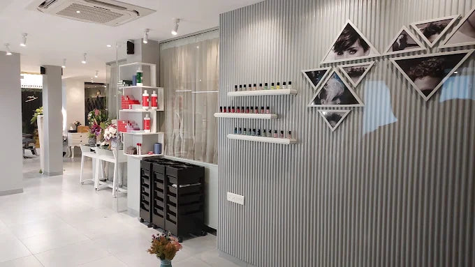 Aundh salon