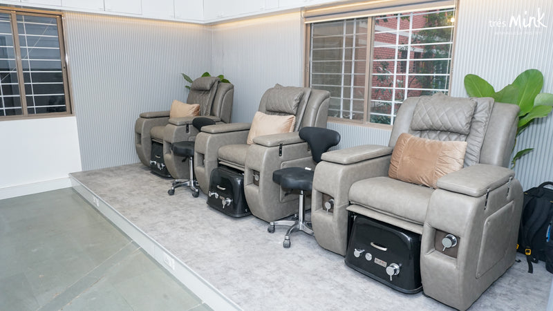 Prabhat Road salon